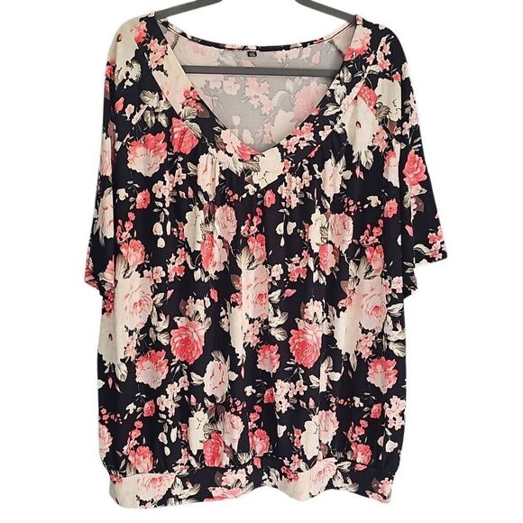 Plus Size 4X, floral blouse. Floral top. - Picture 6 of 7